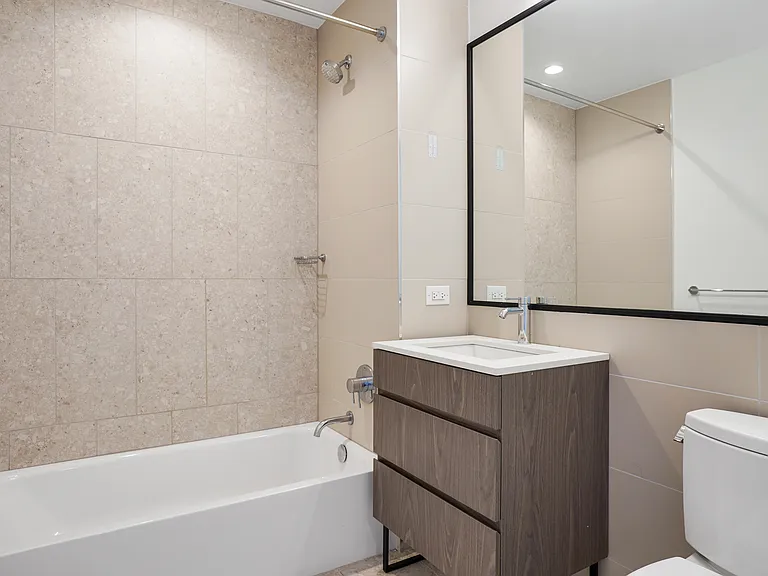 310 Livingston St #1505 — Photo 7