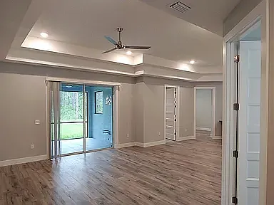 52 Ethan Allen Dr — Photo 2