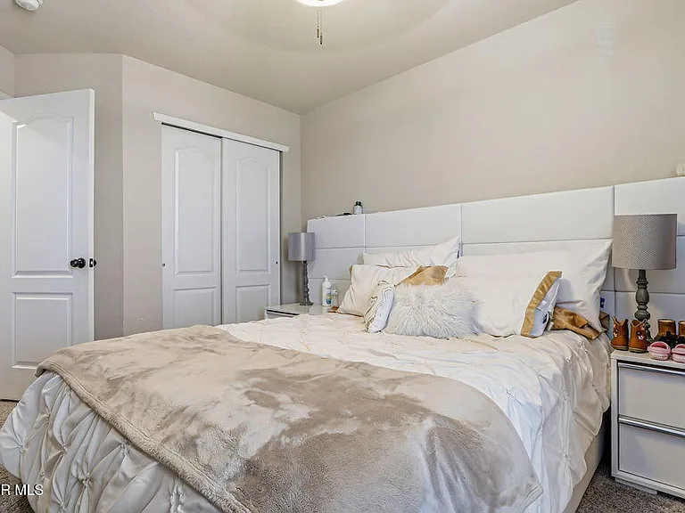 13224 Emerald Hills St — Photo 32