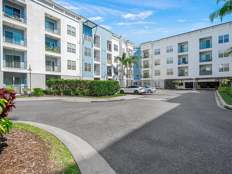 Millennium Westshore — Photo 77