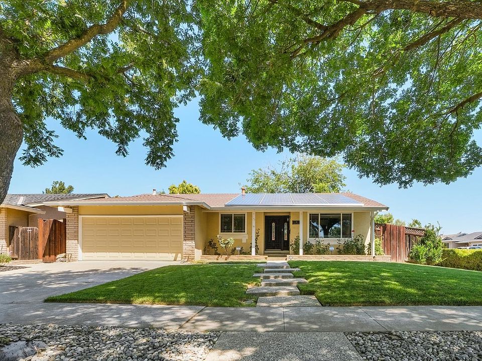 1st image of 81 Cashew Blossom Dr