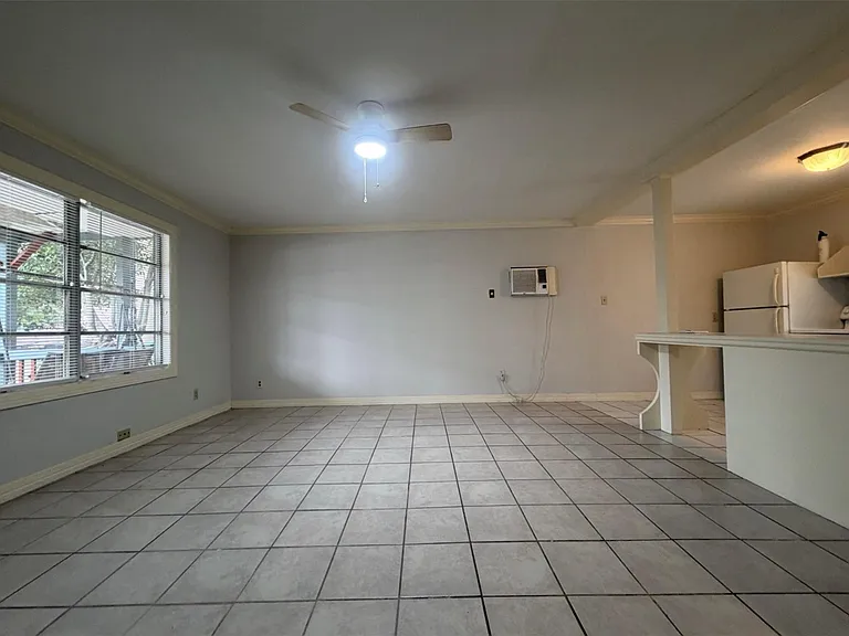 613 Pacific St #1 — Photo 10