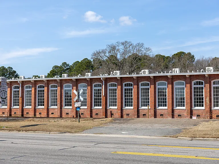 Overton Lofts — Photo 30