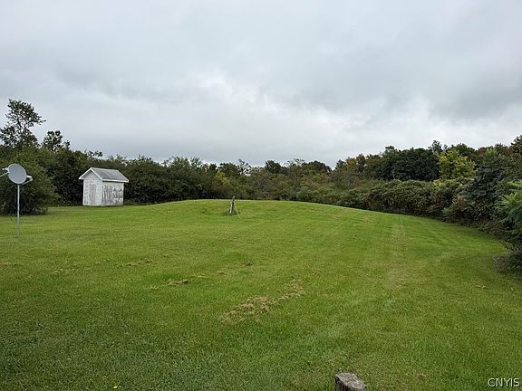 3rd image of 25758 Mustard Rd