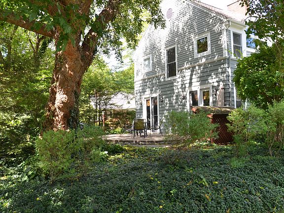 4th image of 1915 Austin Ave