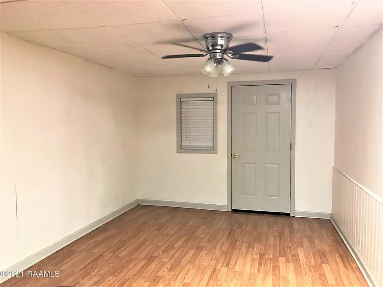 113 Charlene Dr — Photo 15