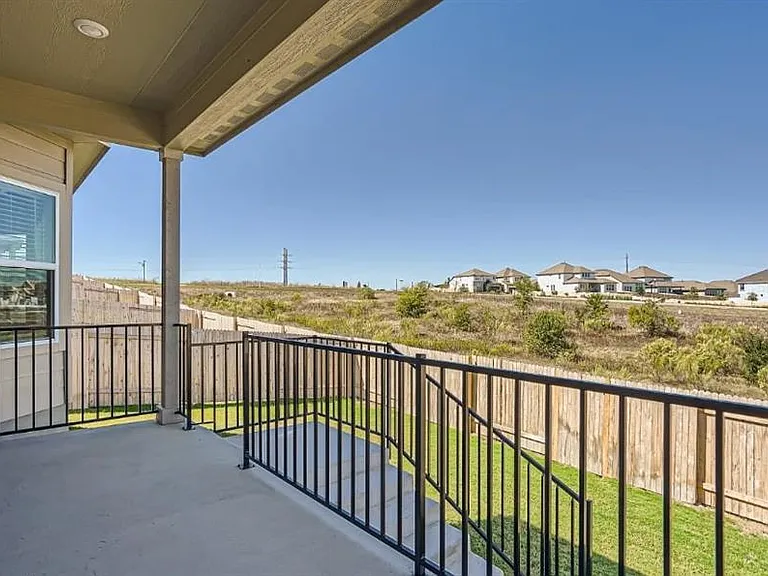 6400 Rounded Pebble Ln — Photo 10