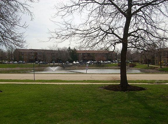 2nd image of 716 Prescott Dr