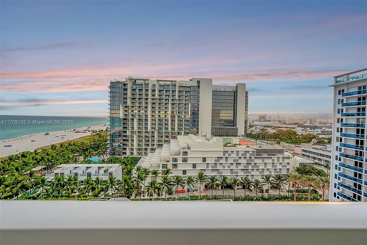 Building Photo - 2301 Collins Ave #1206