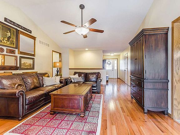 4th image of 1607 Little Kitten Ave