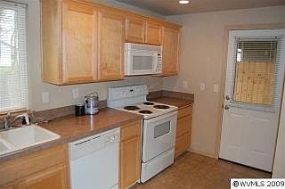 kitchen2
