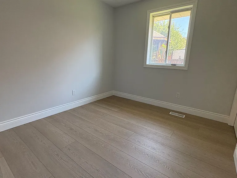 8 Whitney Ct — Photo 11