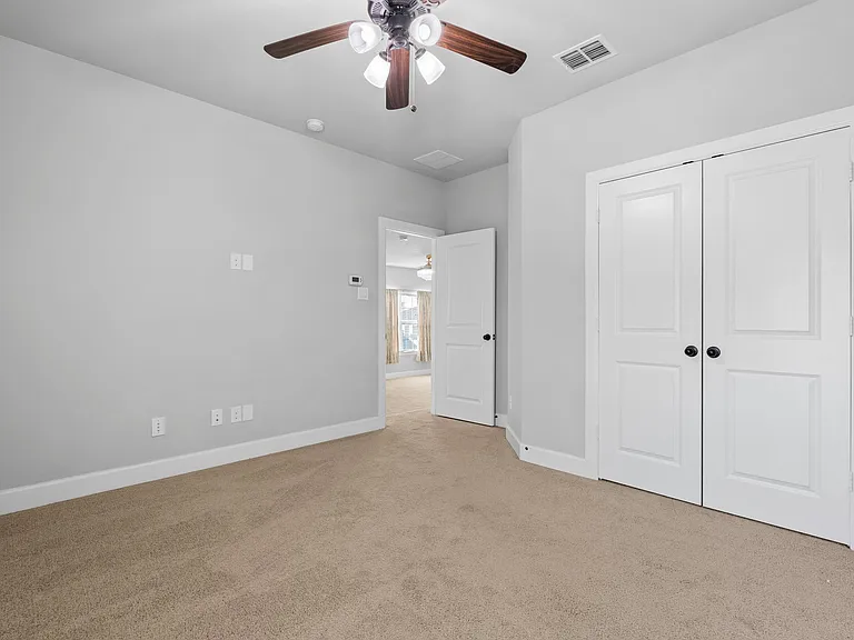 2812 Orchid St — Photo 43