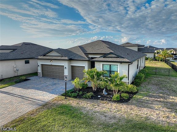 2nd image of 14695 Carva Ln