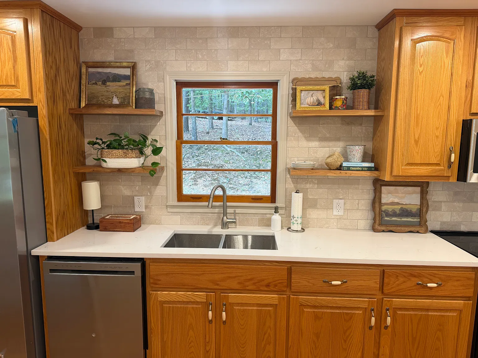 3 bed, 1334 sqft, $2,500 — Photo 2