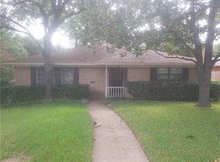 3140 Mapleleaf Ln, Dallas, TX 75233