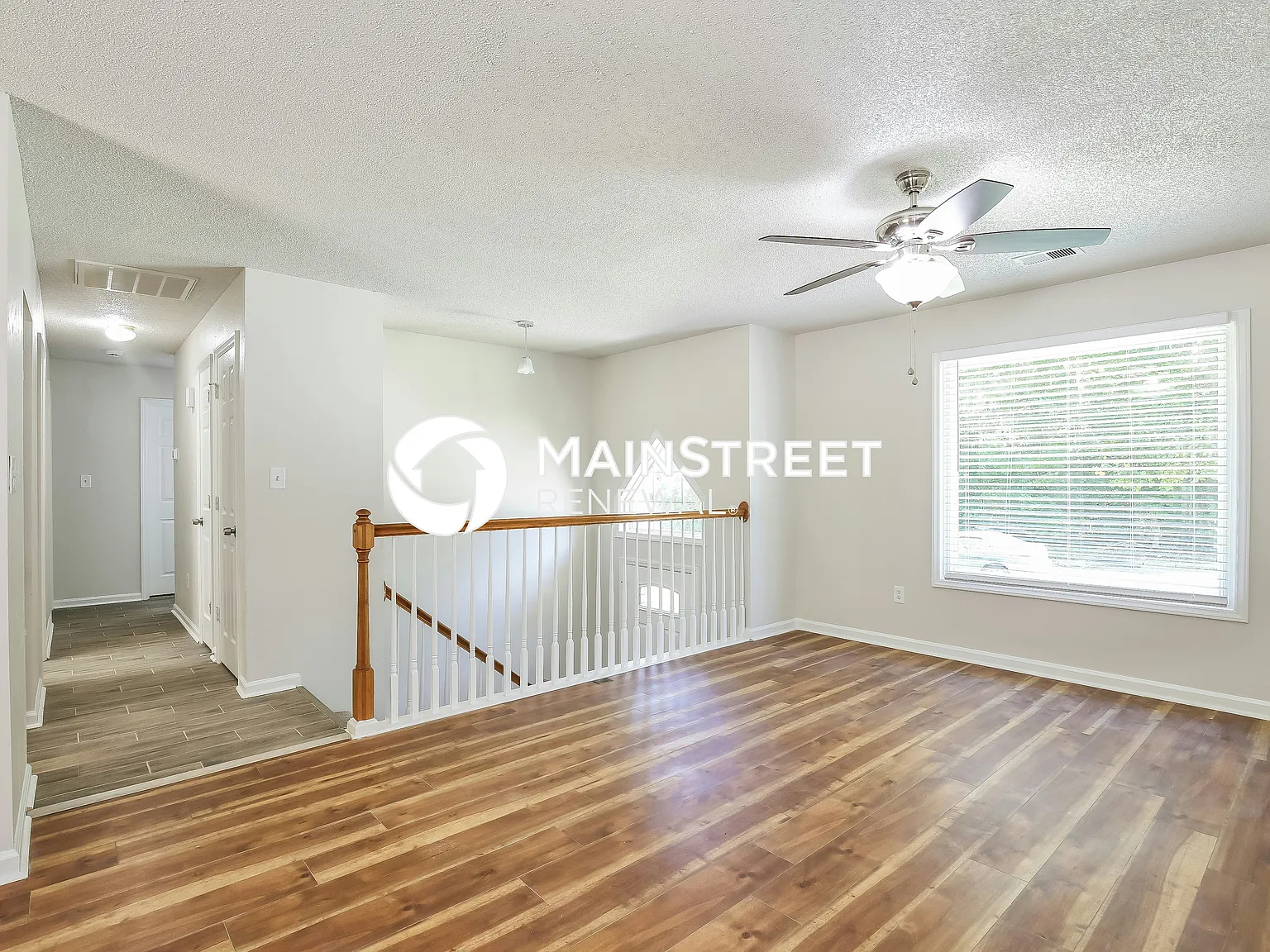 2117 Arbrook Ln — Photo 4