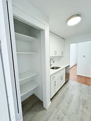 Rented by Pear NYC LLC | media 49