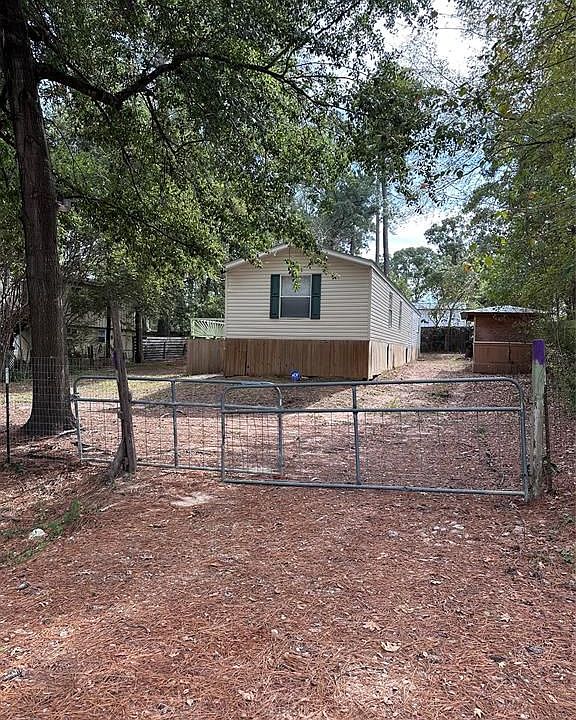 1st image of 20183 Lakeway Ln