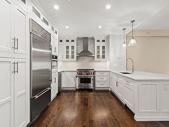 3rd image of 10 W End Ave APT 8G