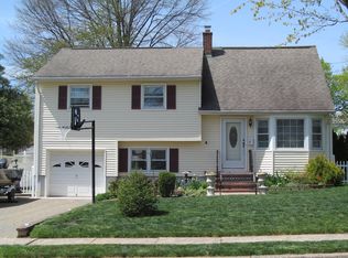 15 Berwick St, Raritan, NJ 08869