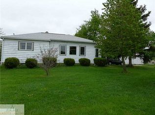 11421 S Francis Rd, Dewitt, MI 48820