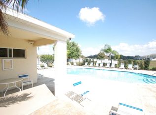 1505 Deer Tree Ln, Brandon, FL 33510