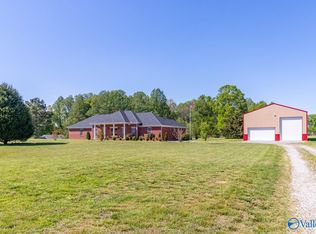 11 Henderson Rd, Ardmore, TN 38449