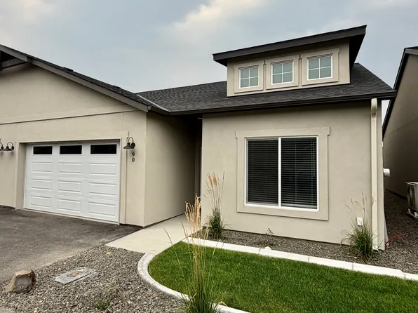 6408 Sandstone Dr, Pasco, WA