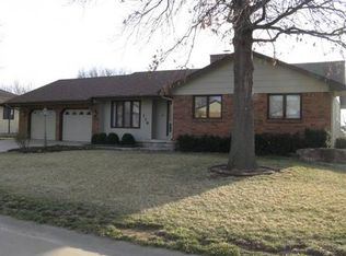 119 S Bradley Dr, Salina, KS 67401