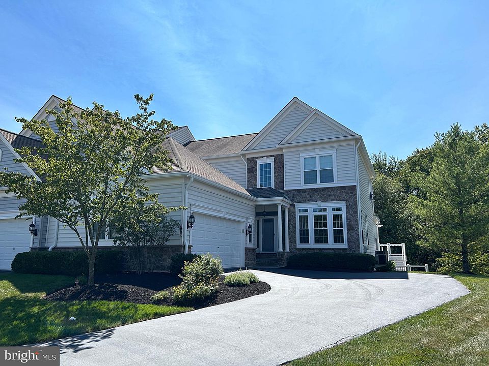 1st image of 331 S Caldwell Cir