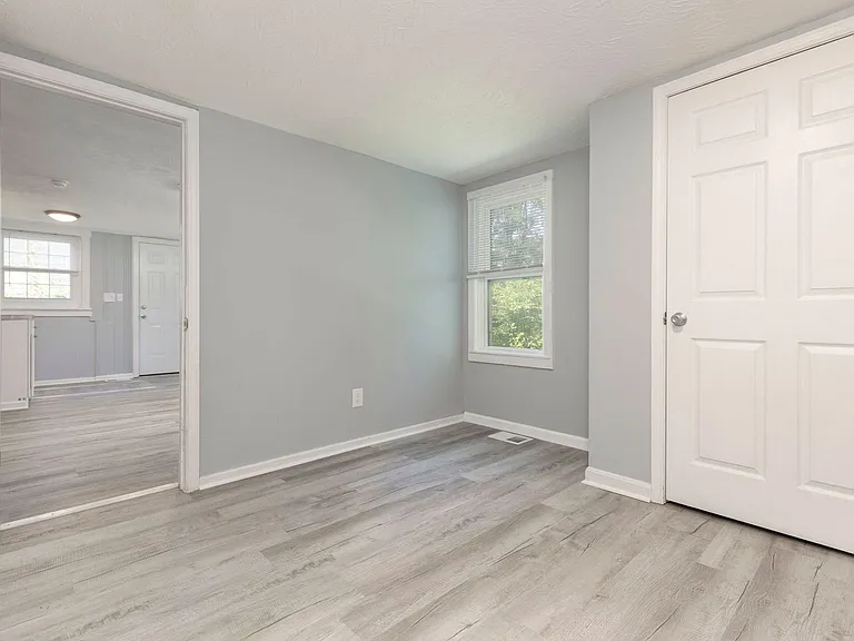 3624 Parthenia Ave — Photo 18