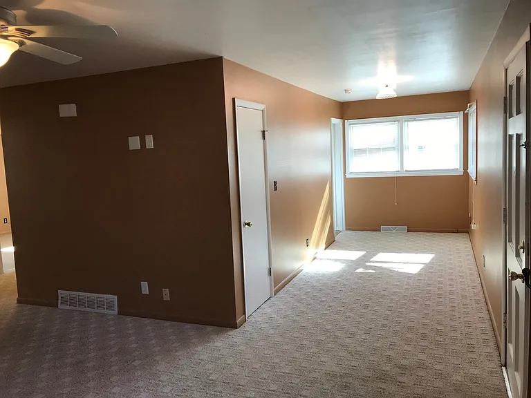 105 Beechwood Avenue Duplex — Photo 5