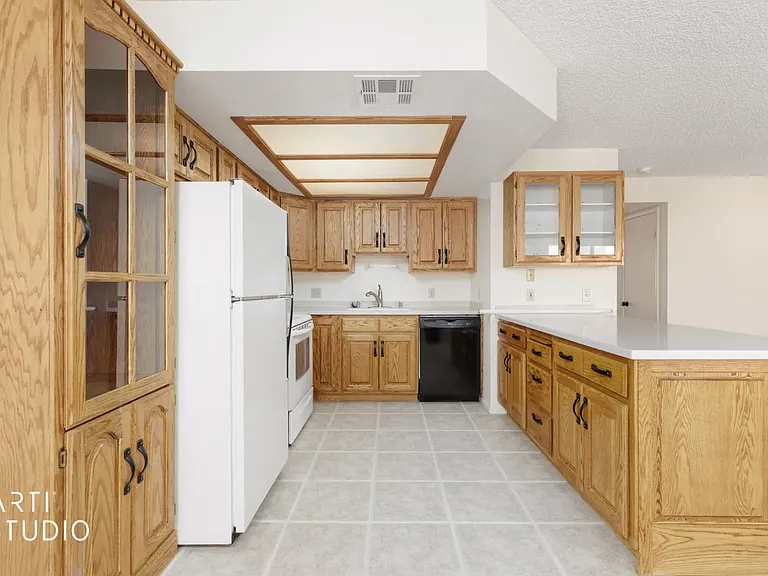 463 Mesa Blvd #201 — Photo 2