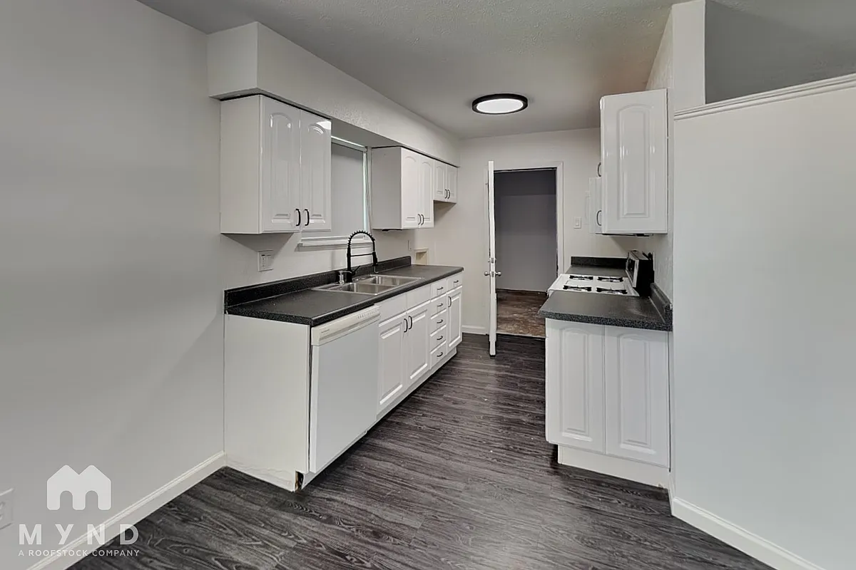 Building Photo - 534 Trail Ridge Dr