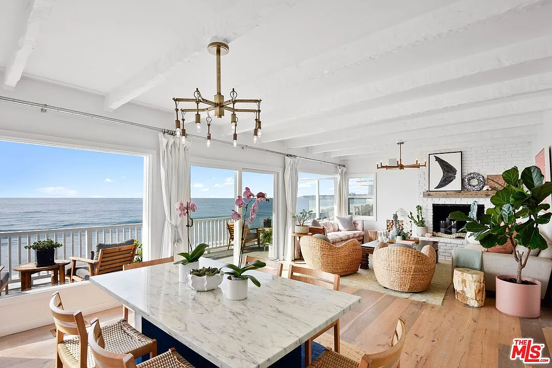3 bed, 3.0 bath, 1614 sqft, $35,000 — Photo 4