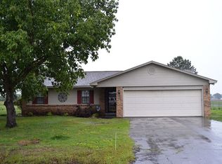 702 9th Ave, Midfield, AL 35228