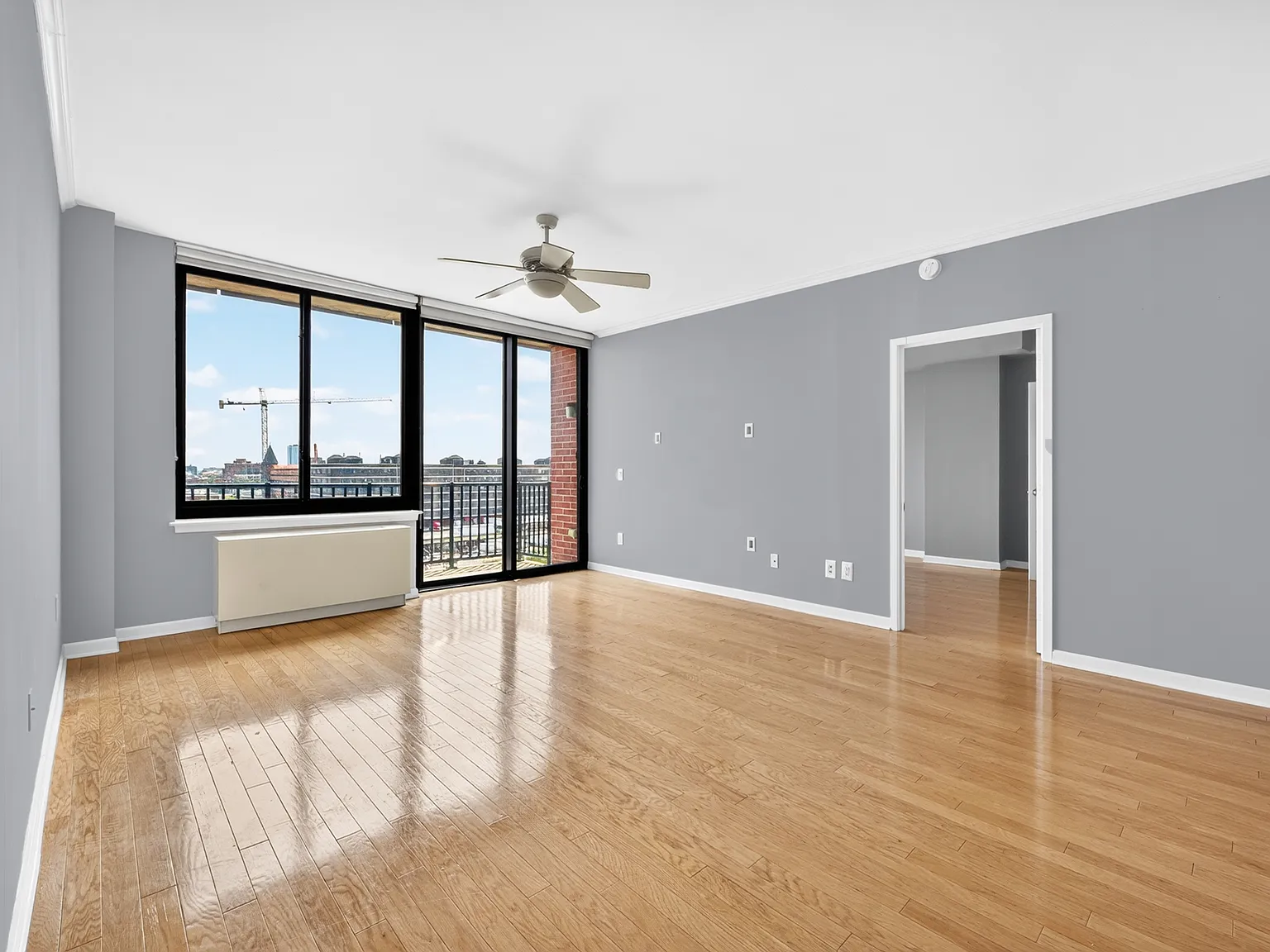 2 bed, 1300 sqft, $4,800 — Photo 2