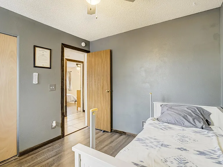 7425 Painted Rock Dr — Photo 41