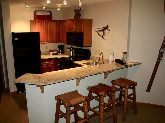 2nd image of 401 Nystrom Ln #1216
