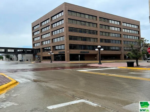 700 4th St APT 602, Sioux City, IA 51101