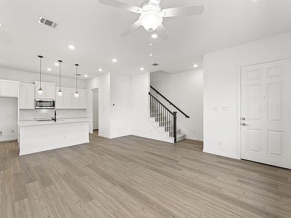 Hudson plan living area