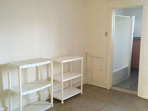 2nd image of 426 N 40th St Unit A