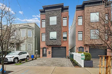 104 Poplar Street, #2