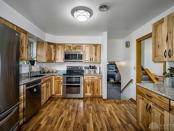 4th image of 1634 Morman Rd