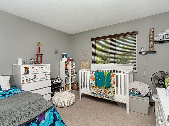 3rd image of 5518 Bandelier Ct
