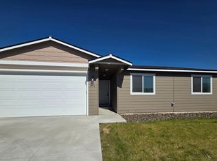 319 S Nevada Ave, East Wenatchee, WA 98802