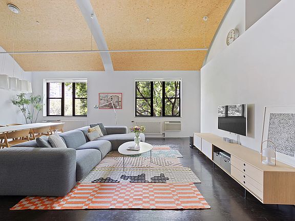 2nd image of 423 Atlantic Ave APT 4M