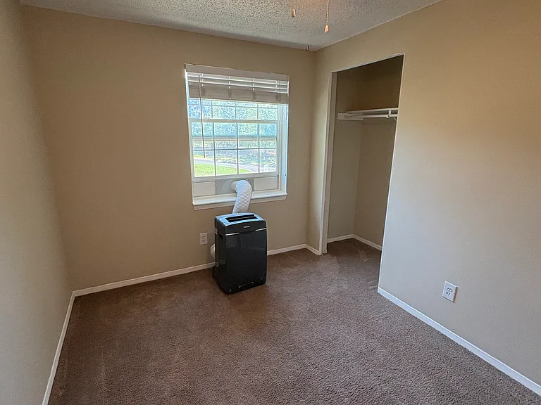 1546 S Ouray Cir #B — Photo 30