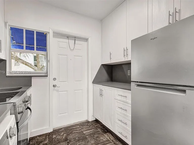 935 Meridian Ave #2 — Photo 8